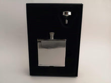 Load image into Gallery viewer, Hip Flask with Funnel
